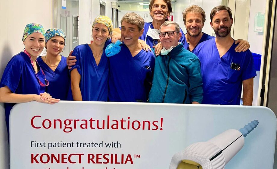 Team dell european hospital di roma che ha eseguitgo il primo intervento di sostituzione di valvola aortica con tecnologia konect resilia