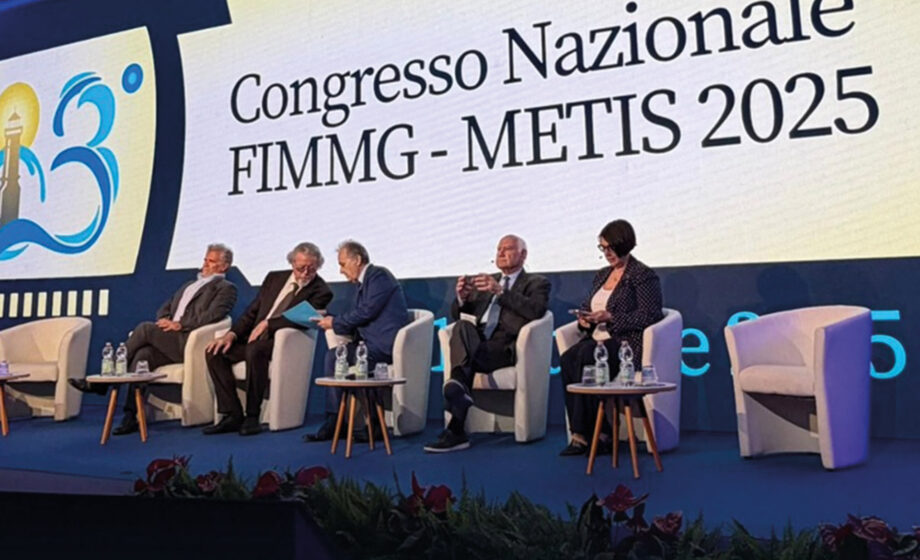 Foto di una relazione di apertura al congresso FIMMG 2025