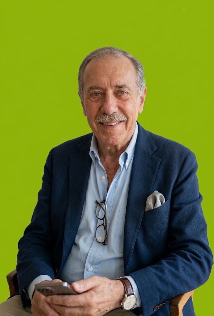 MARIO ZIMBALO SFONDO VERDE